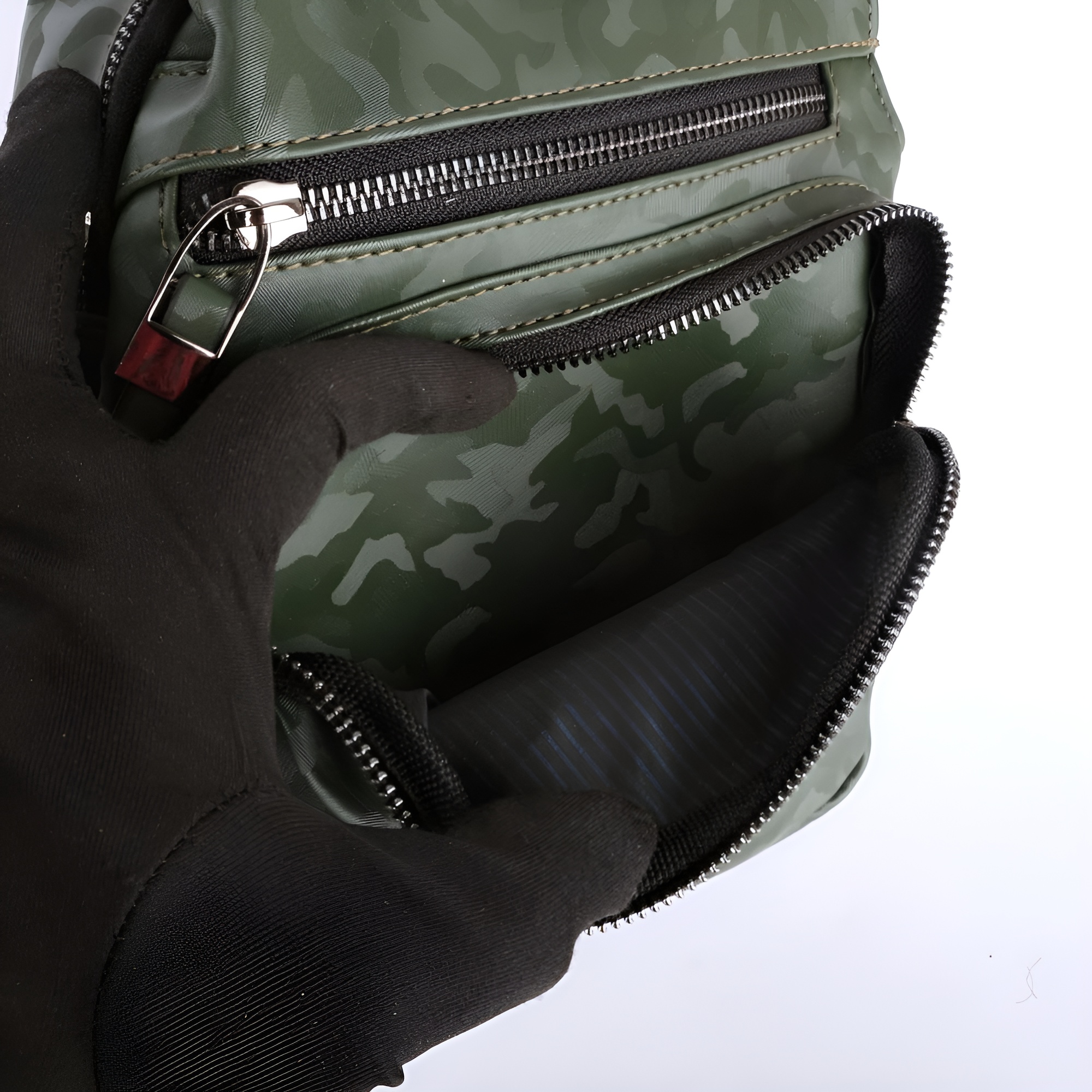 SANTAPOLO - The Vesper 2 in 1 Convertible Backpack - Image 17